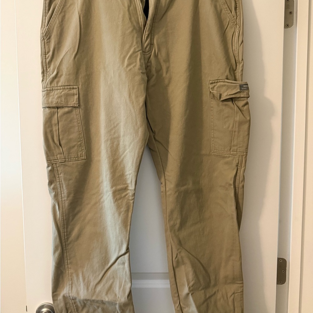 Wrangler Men's Khaki Cargo Pants Fleece Lined